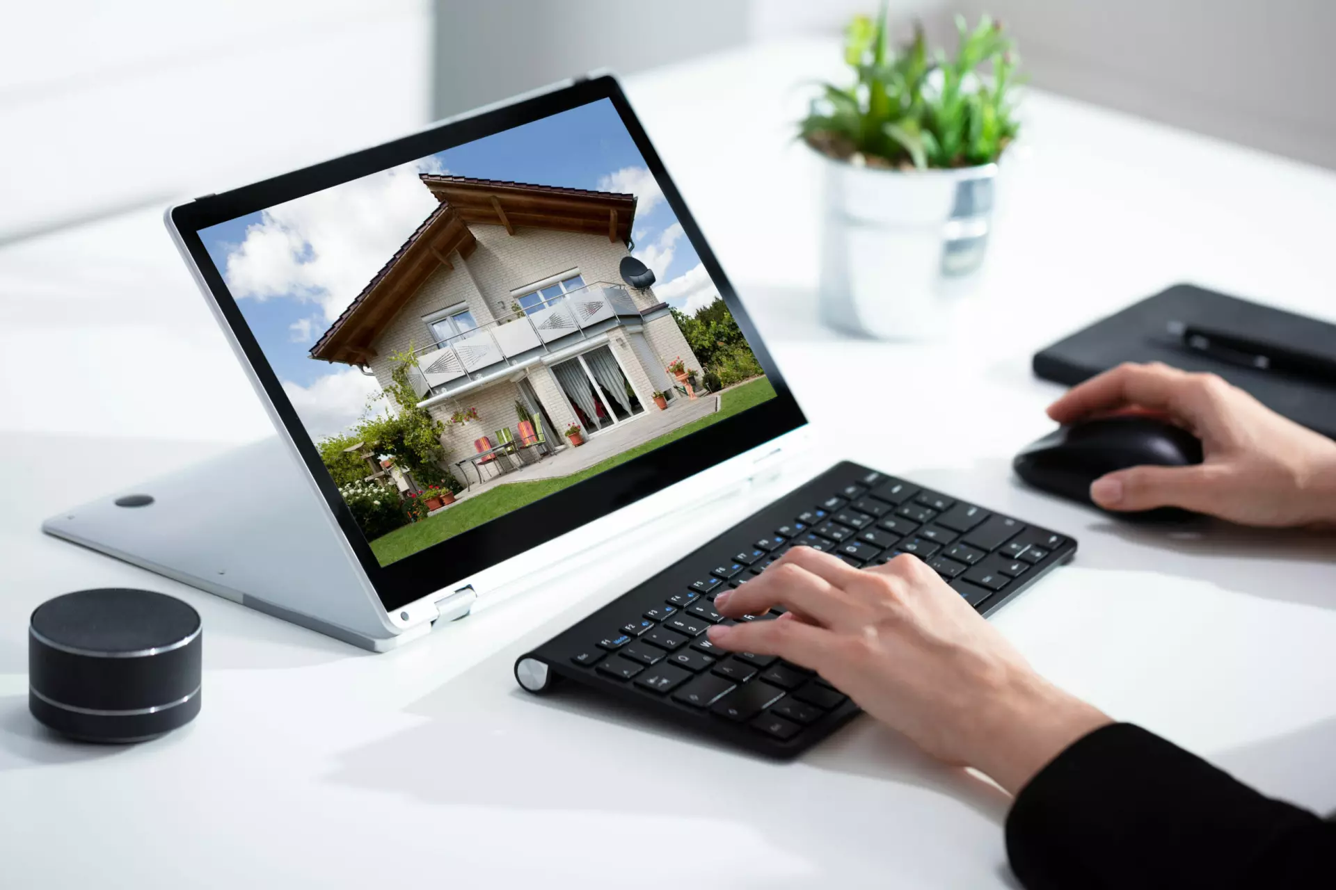 5 Quick Tips for Realtors to Get Listings Noticed Online
