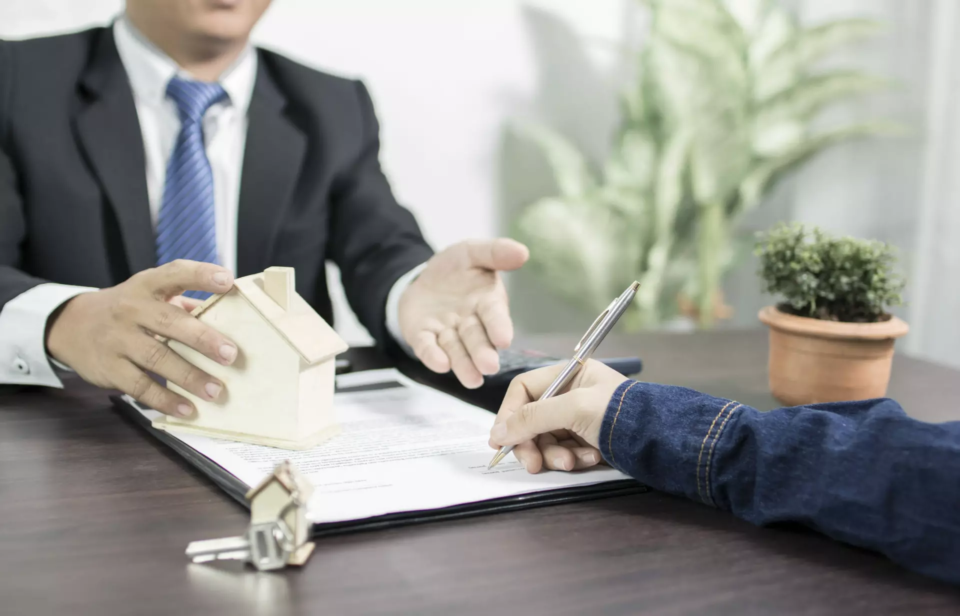 5 Questions Every Lender Should Discuss with Borrowers and Why